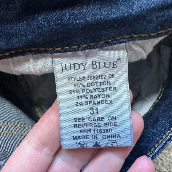 Judy Blue Women’s‎ Size 31 Relaxed Fit Skinny Jeans Dark Wash Stretch Denim - Picture 4 of 7